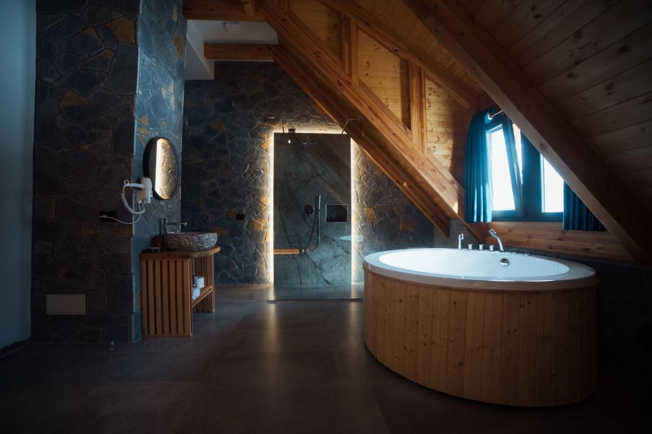 Hotel Kulla e Bajraktarit Boge Dış mekan fotoğraf